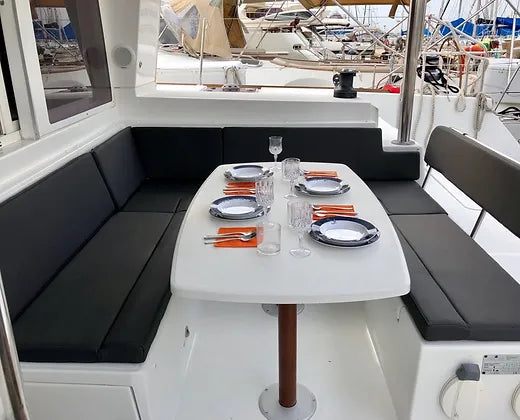Modern and Stylish (Cat 40 Ps/Ft) - (Cartagena)