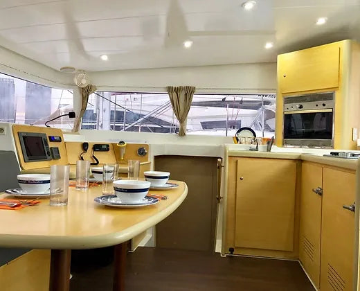 Modern and Stylish (Cat 40 Ps/Ft) - (Cartagena)