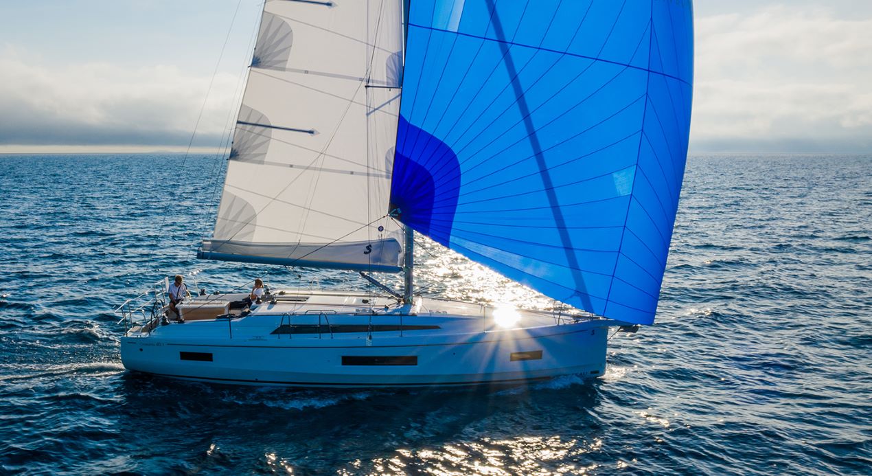 Introductory Sailing Course -ISSA Yacht Crew- in Colombia