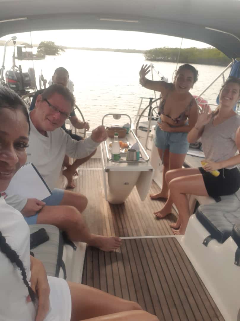 Introductory Sailing Course -ISSA Yacht Crew- in Colombia